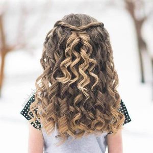 Penteado para Cabelo Cacheado Infantil: fotos e dicas